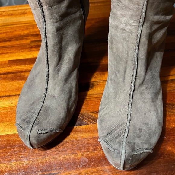 Anthropologie One by 2 platform heels brown taupe boots sz 38.5 fits US 8.5 – 9 - Picture 8 of 9